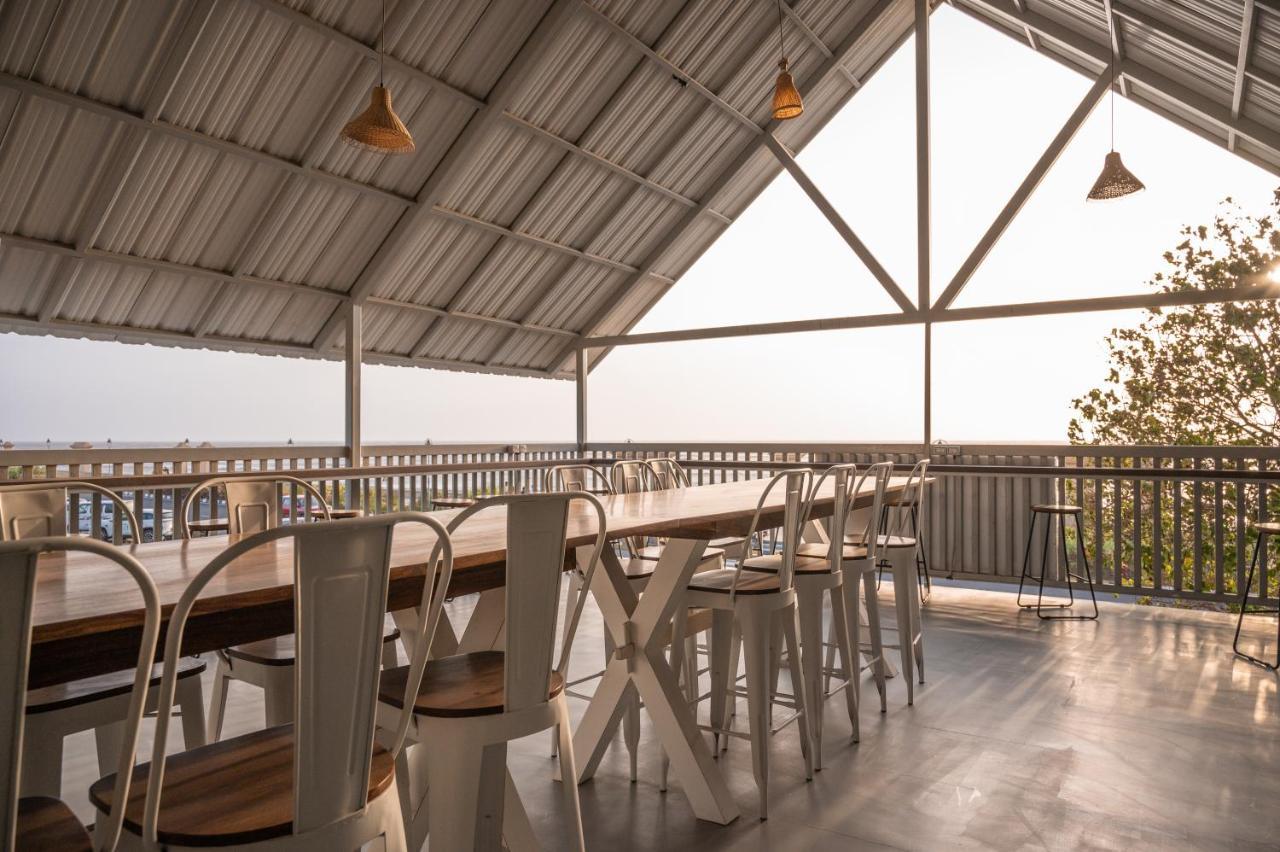 Praveg Beach Resort Daman Lighthouse Beach المظهر الخارجي الصورة